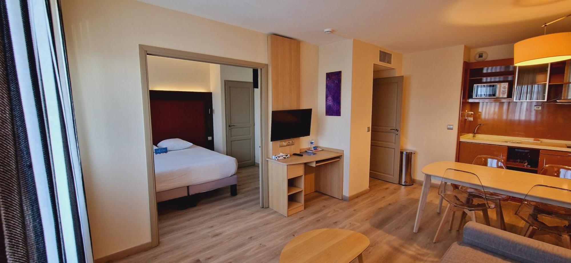Clarion Aparthotel Toulouse Blagnac Airport Exteriör bild