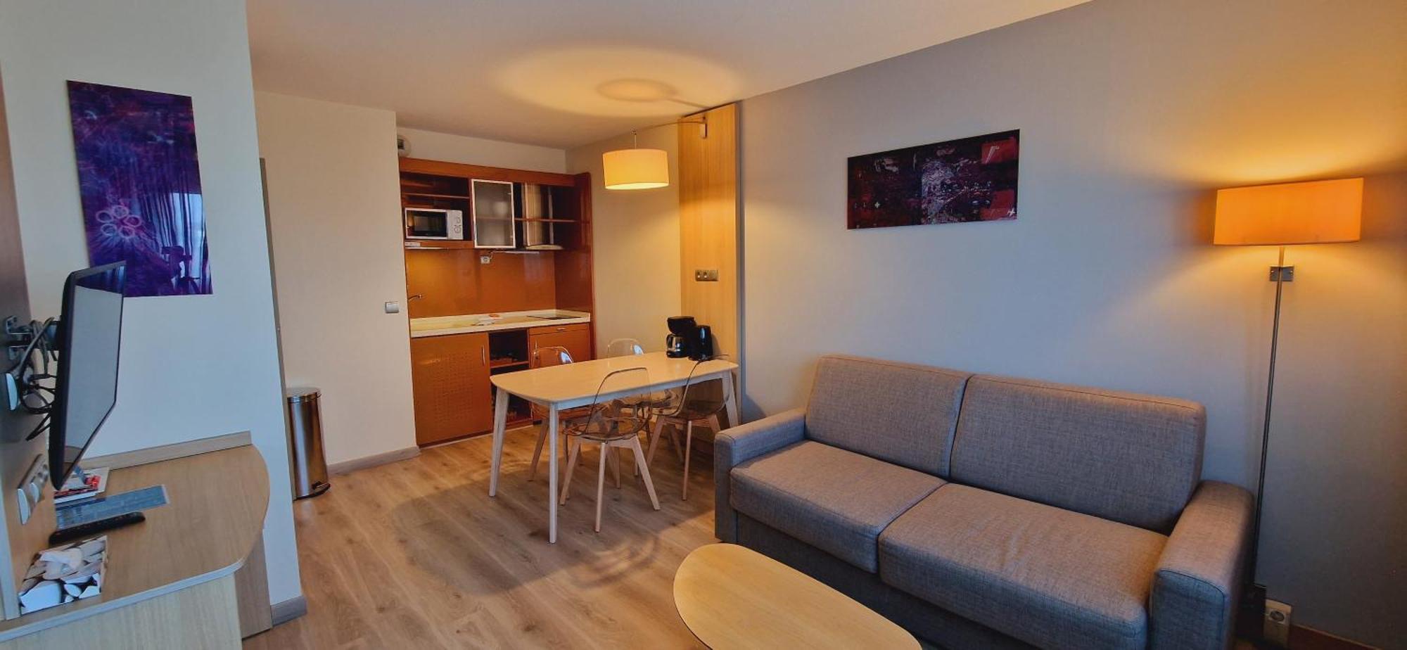 Clarion Aparthotel Toulouse Blagnac Airport Exteriör bild