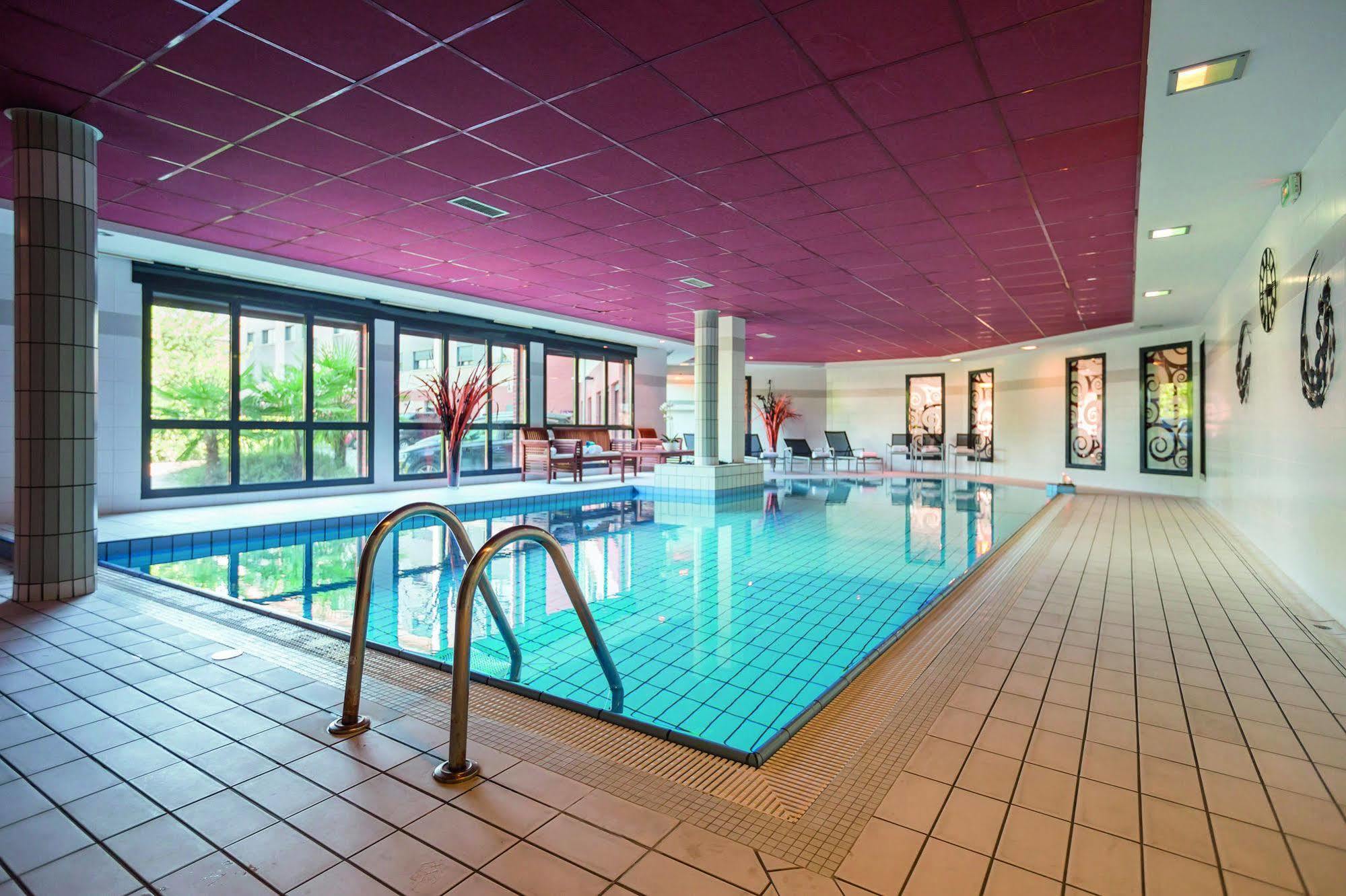 Clarion Aparthotel Toulouse Blagnac Airport Exteriör bild